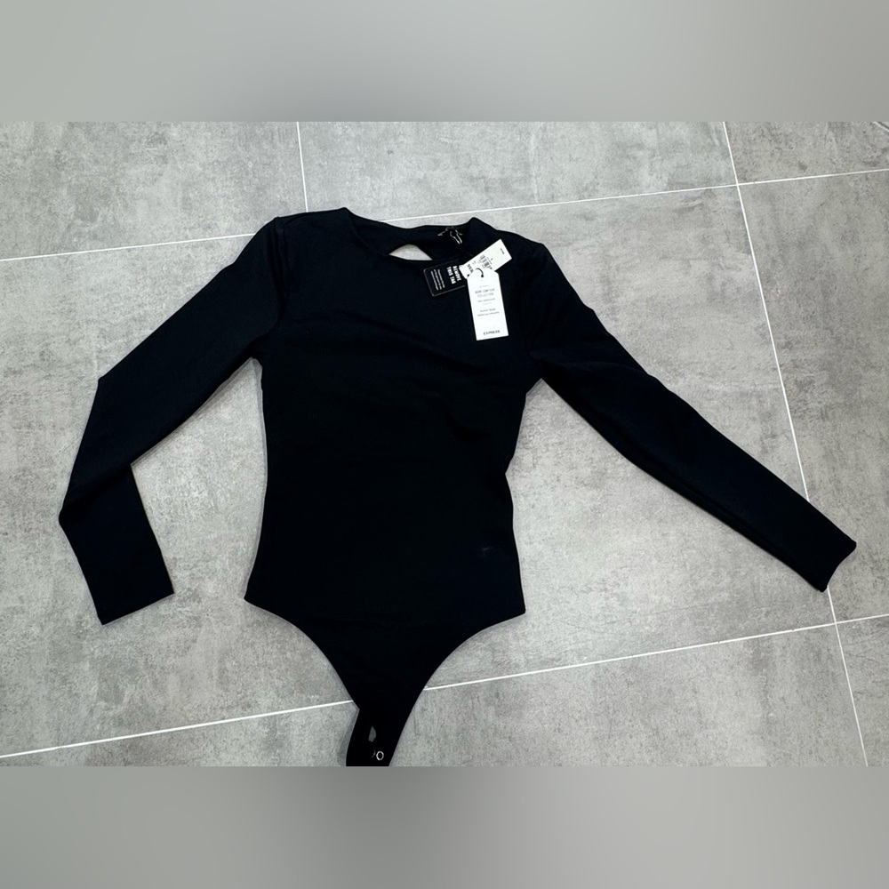 Express Body Contour Open Back Black Long Sleeve Bodysuit